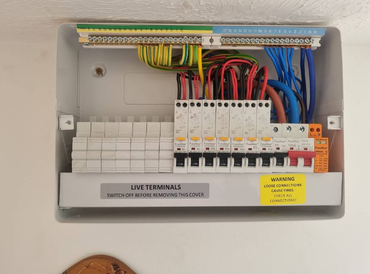 Electricians in Cheltenham and Gloucestershire