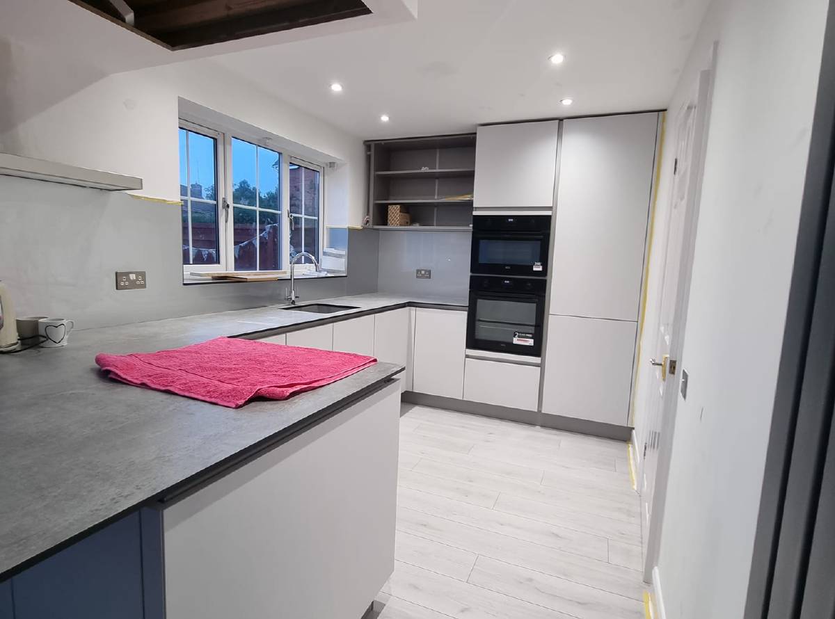 Electricians in Cheltenham and Gloucestershire